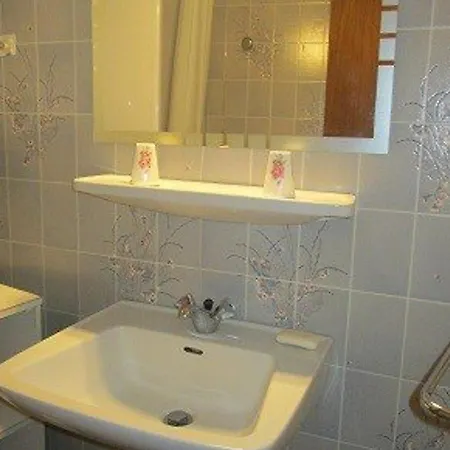 Lejlighed T3 A Cauterets, Proche Thermes, Telecabine, Wifi Et Parking - Fr-1-234-138